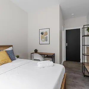 Hotel Le & Stone, Montreal